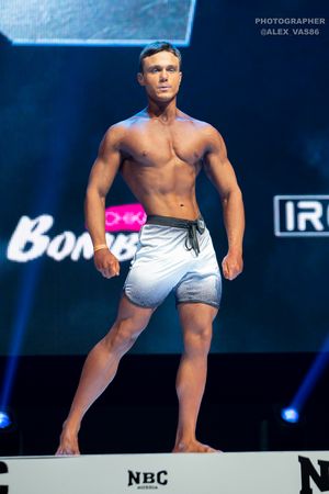 MEN'S PHYSIQUE ЮНИОРЫ